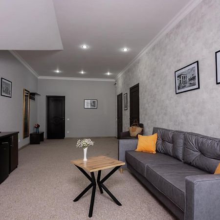 New Athos Hotel Nikopoli On Vodopadnaya 21А المظهر الخارجي الصورة