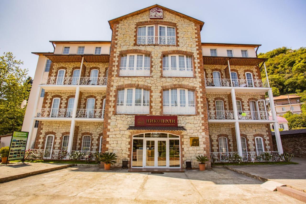 New Athos Hotel Nikopoli On Vodopadnaya 21А المظهر الخارجي الصورة