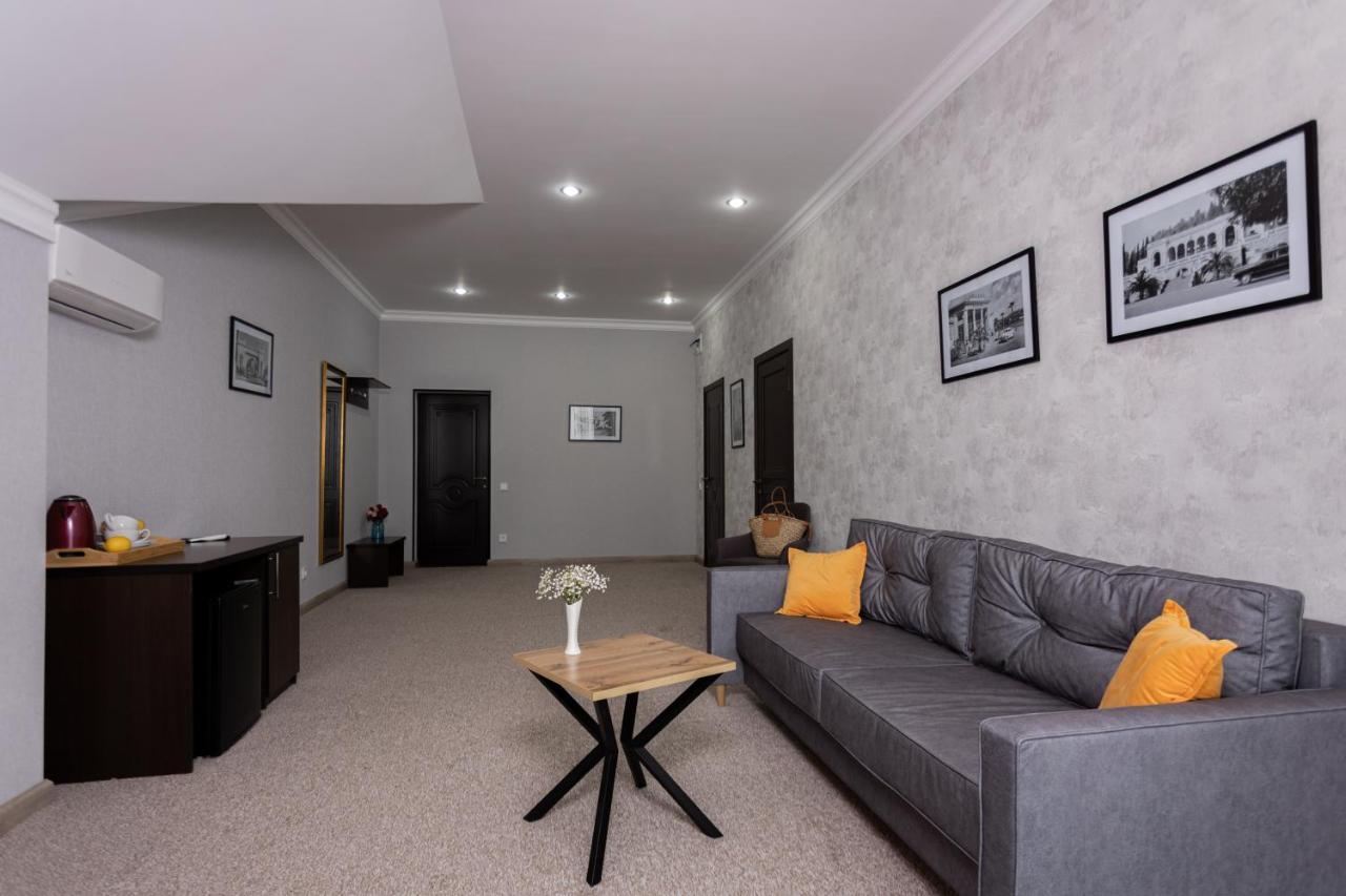 New Athos Hotel Nikopoli On Vodopadnaya 21А المظهر الخارجي الصورة