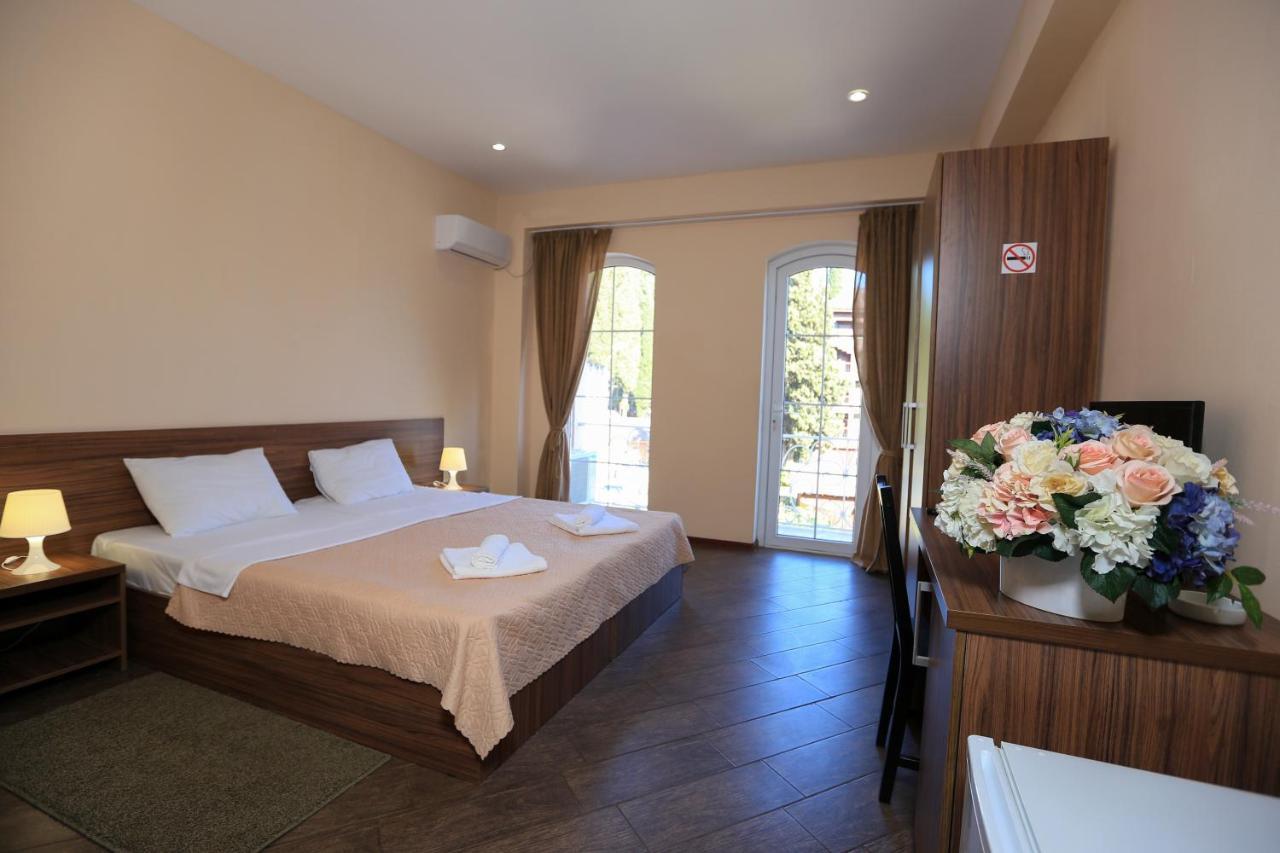 New Athos Hotel Nikopoli On Vodopadnaya 21А المظهر الخارجي الصورة