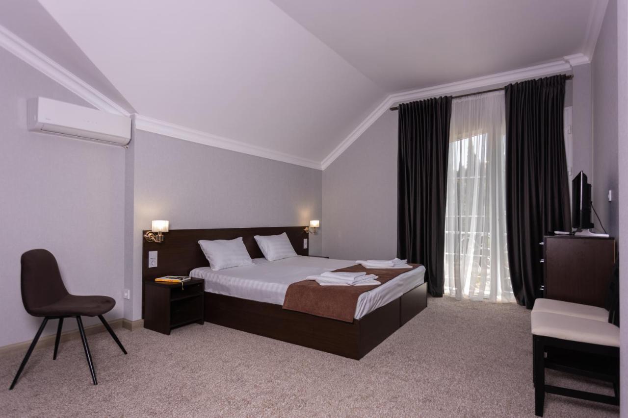 New Athos Hotel Nikopoli On Vodopadnaya 21А المظهر الخارجي الصورة